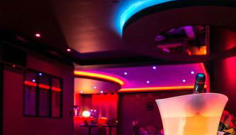 L'Insolite Spa Privatif ''Suite Luxueuse-Jacuzzi" - Photo 3