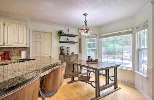 Martinez Retreat with Seasonal Pool 9 Mi to Masters - Foto 13