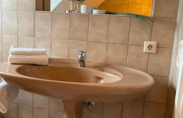 Charmante Penthouse Wohnung - Photo 2