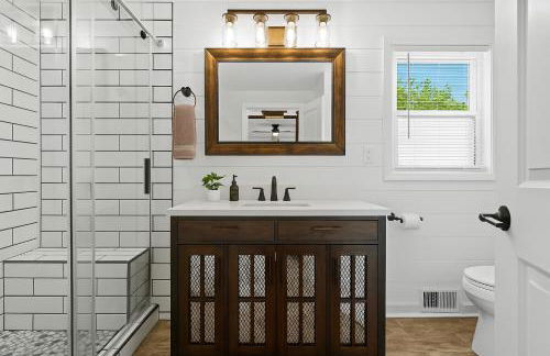 New! Private Lakefront Retreat 3BR 2BA Game Room - Foto 31