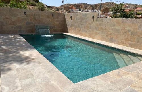 Cuevas Uropia - Foto 29