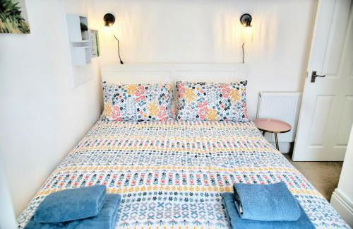 Harbour & Mountain Views, Porthmadog House, Sleeps 9, 4 Bedrooms, Two and Half Bathrooms - Photo 49