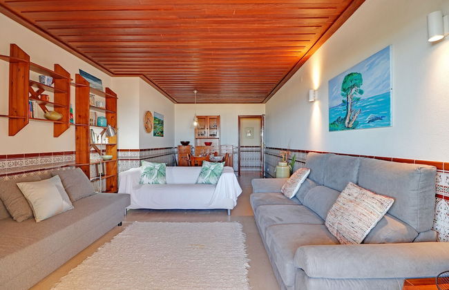 Monte Gordo Beachview 2 by Homing - Foto 12