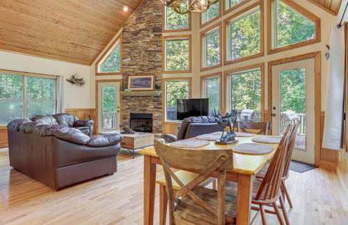 Murrayville Lakefront Cabin with Boat Slip and Grill! - Photo 4