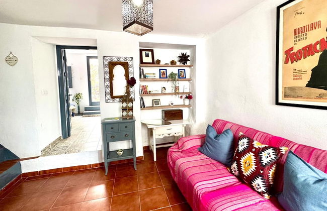 Cottage - Sleeps 4 - Pet Friendly - Patio - Foto 21