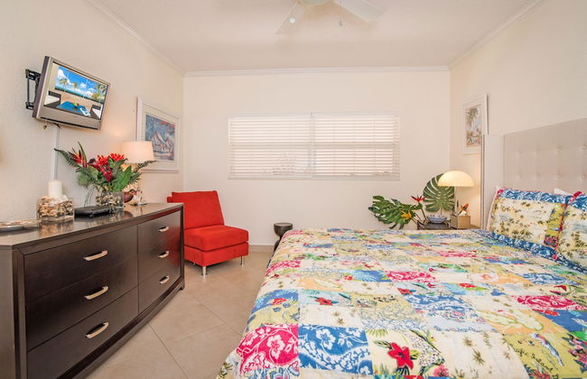 The Colonial Club, Oceanfront Condos - Photo 23