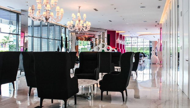 Azure Urban Resort Residences - Foto 2, Sala de estar do lobby