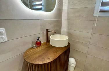 Maison neuve, cadre apaisant,jacuzzi et piscine - Foto 11