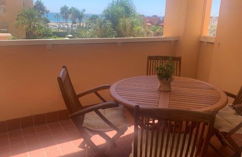 DOS SOLES - Only 100 meters from beach - Foto 1