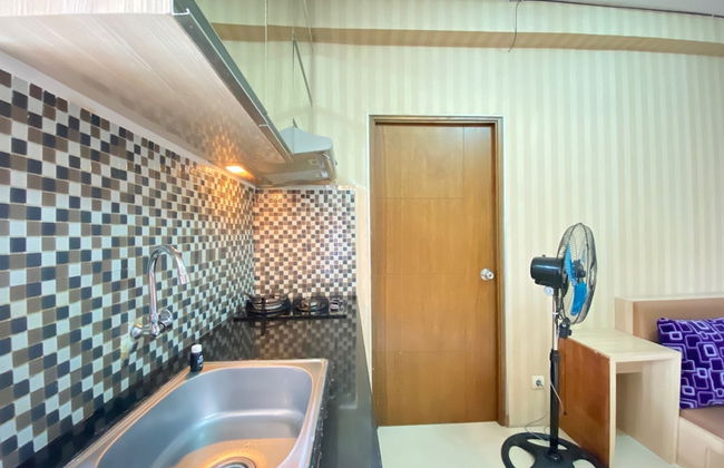 Simply 3BR Apartment at Gateway Ahmad Yani Cicadas - Photo 7