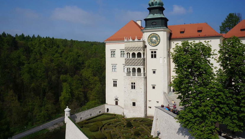 View of the castle of Pieskowa Skała