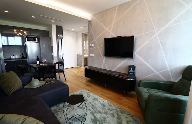 Apartments Royal - Sakura Park - Photo 15