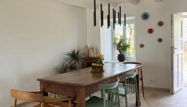 Maison de campagne, 136 M2, 4 pers, grande pièce de vie, 2 chambres, 2 salons, Cantal - Foto 4