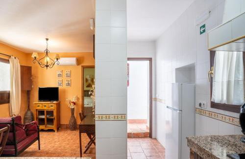 Studio in Spain with Private Pool and Garden - Foto 19