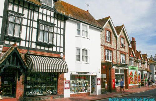 Dean Court Garden - Parking - by Brighton Holiday Lets - Foto 42