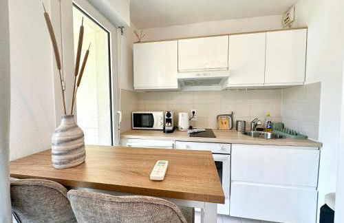 1 bedroom Sea view, swimming pool, beach on foot, parking - Foto 9