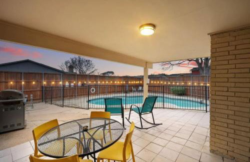 Luxury Retreat in Carrollton - Pool Patio & More - Foto 37