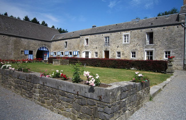 Farm Stay in Barvaux-condroz - Foto 1