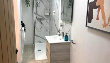 Meadowside-Stylish Newly Renovated 2 bed property - Foto 2