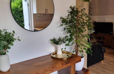 Charming Detached Cottage Near John Radcliffe Hospital Free Parking Self check-in - Foto 10