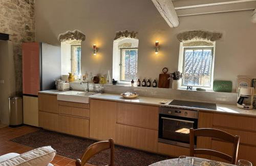 Maison provençale-piscine-jardin clôturé-8 pers - Foto 19