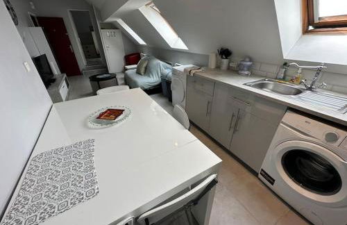 Modern Family House near Astérix Airport Chantilly - Foto 14