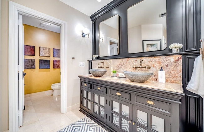 5 Bedroom Luxury Home, Minutes to Las Olas, Shops & Beach - Foto 18