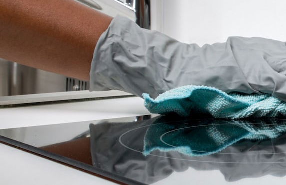 Tudors eSuites Two Bedroom & Balcony - Photo 17