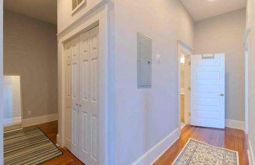 Sunny & bright - cute 1 BR apt in historic SPR - Foto 13