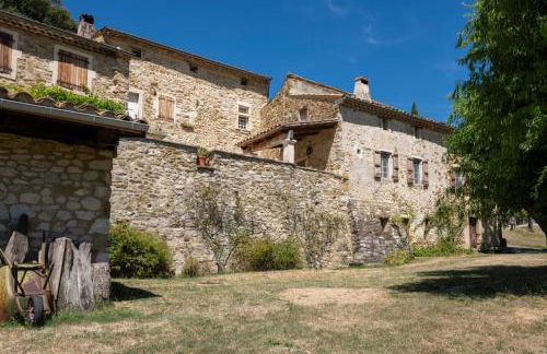Mas au cœur de la Provence, paradis isolé à l'Etournelle - Photo 2
