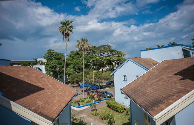 Point Village Studios and Suites - Photo 55