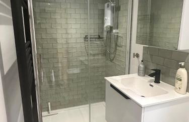 Peaceful Garden Cottage - Foto 13