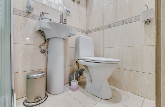 Travelto Narvskaya - Photo 71