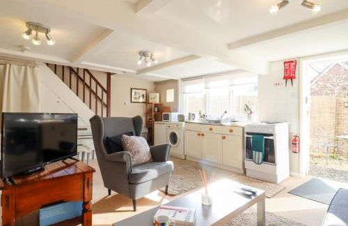 Vine Cottage - Photo 6