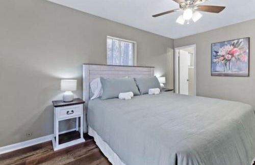 Travis' Place - Convenient and Affordable Location - Foto 14