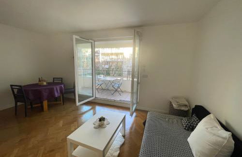 Imperialand T2 Terrasse parking dans la verdure - Foto 1