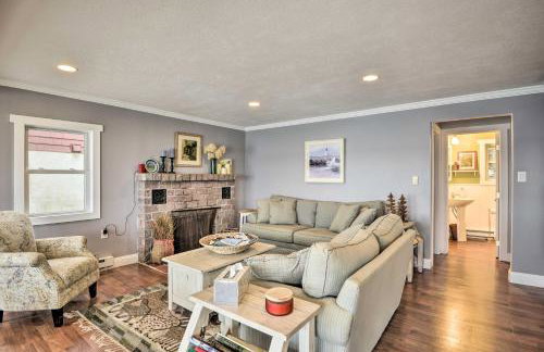 Waterfront Cottage on Sawmill Bay w/ Deck! - Foto 4