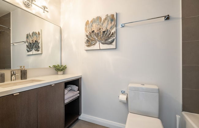 Charming Yorkville Condos - Photo 54