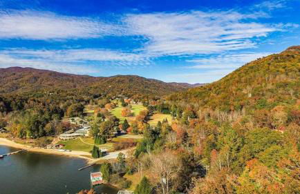 Sunset Retreat - Big Deck, Mountain & Lake Lure Views! - Foto 9