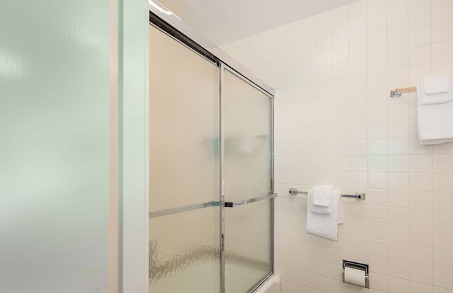 Classic Stowe Ski 3 Bedroom Chalet by RedAwning - Photo 29