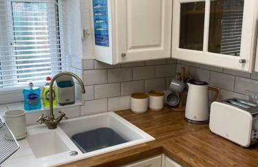 1750's cottage with open fire and beams - Foto 13