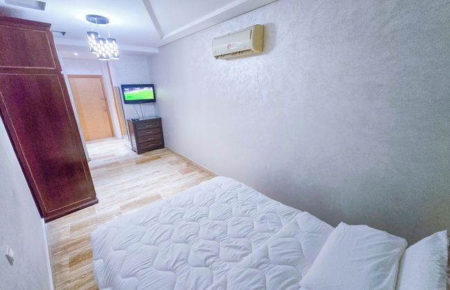 Luxor Home - Spacious & proximity to CFC - Photo 5