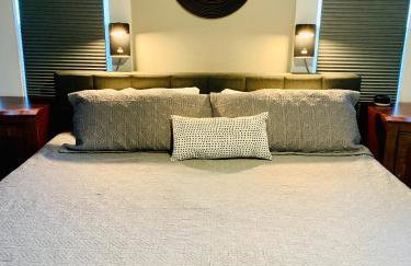 Pershing Place: Historic home with heated spa/pool by Zoo, Pearl, Golf, Witte - Foto 24