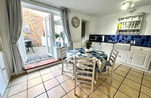 Anchor Cottage - beautiful two bedroom cottage in the heart of Holt - Photo 5