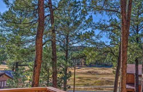Hike, Golf and Explore Ruidoso Retreat with Deck! - Foto 32