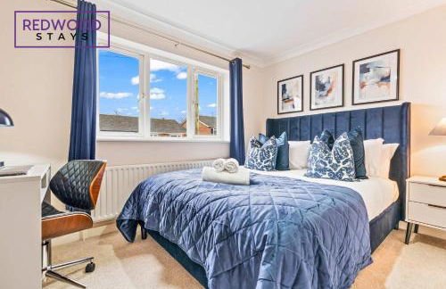 Cozy Family & Contractor Home 3X FREE Parking by Redwood Stays - Foto 3