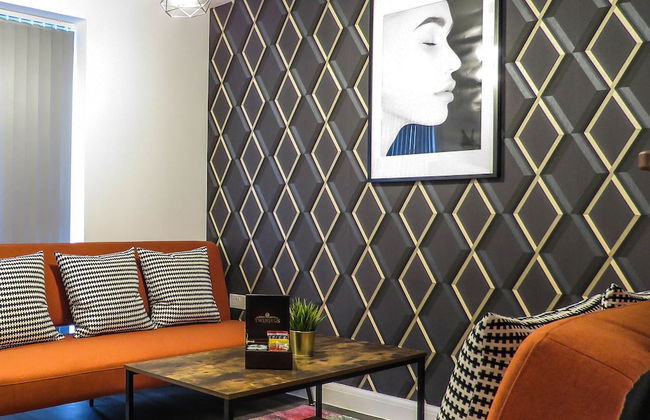 Tudors eSuites Birmingham Townhouse Private Garden Free Parking - Foto 1