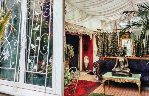 Priory House B&B And The Oriental Brewhouse Self Catering Accommodation - Foto 17