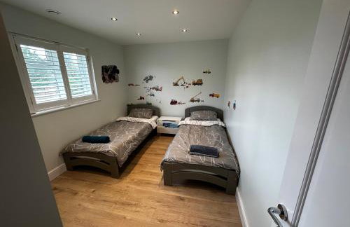 Luxury West London 3BR House, Cul De Sac - Foto 32