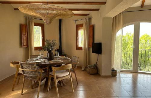 Beautiful villa with pool and stunning view - Foto 9